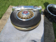 Load image into Gallery viewer, GM 80's Cadillac Continentale wheel - REBUILT You pay shipping cost directly to UPS