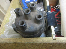 Charger l'image dans la galerie, 1112570 Delco Remy distributor TRACTOR 4 cyl Massey Fergusson SHIPPING INCLUDE