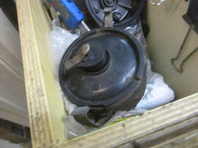 Charger l'image dans la galerie, 1112570 Delco Remy distributor TRACTOR 4 cyl Massey Fergusson SHIPPING INCLUDE