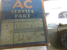 Load image into Gallery viewer, NOS GM Chevrolet 1951 1952 oil gauge dash 1507487 AC SHIPPING INCLUDE