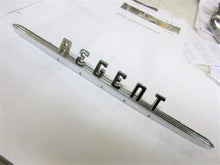 Charger l'image dans la galerie, Mopar # 1373137 namecrest crest (ONE ONLY) REGENT 1951 1952 1953 Dodge 51 52 53 SHIPPING INCLUDE