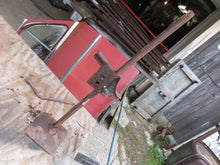 Charger l'image dans la galerie, 1954 Packard bumper jack & stand 51 52 53 54 YOU PAY SHIPPING DIRECTLY TO UPS (Copie)