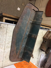 Charger l'image dans la galerie, Packard cowl vent door ventilation 1939 37 38 39 40 41 Shipping include