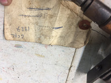 Charger l'image dans la galerie, Packard 1937 38 6 cyl. distributor Delco Remy #647E Shipping include