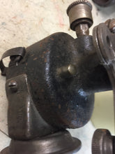 Charger l'image dans la galerie, Packard 1937 38 6 cyl. distributor Delco Remy #647E Shipping include