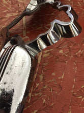 Charger l'image dans la galerie, Packard 1954 53 54 55 ornament rear lid trunk crest oem# 444156 Shipping include