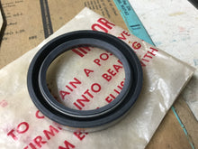 Charger l'image dans la galerie, NORS Chevrolet 37-62 timing & water pump gasket set all eng 216, 235, 261 SHIPPING INCLUDE