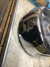 Charger l'image dans la galerie, Packard 1951 parking / flasher lamp chrome body 51 52 Shipping include