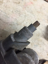 Charger l'image dans la galerie, Packard 1948 49 wiper tower Shipping include