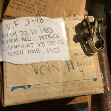 Charger l'image dans la galerie, NORS/nos point contact set Buick Chevrolet Nash 53 54 55 56 Include shipping