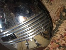 Charger l'image dans la galerie, GM Buick 1936 hubcap 35 36 37 Shipping include 60$