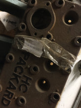 Charger l'image dans la galerie, 1940 1941 ? 367635 Packard 8cylinder strait head YOU PAY SHIPPING COST DIRECTLY TO UPS (Copie)