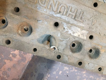 Charger l'image dans la galerie, 446017 Packard 327 Head Cylinder Straight Thunderbolt YOU PAY SHIPPING COST DIRECTLY TO UPS