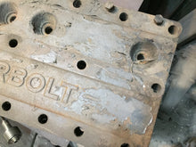 Charger l'image dans la galerie, 446017 Packard 327 Head Cylinder Straight Thunderbolt YOU PAY SHIPPING COST DIRECTLY TO UPS