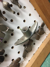 Charger l'image dans la galerie, 10's 20's 30's small window handle windshield post GM MOPAR FOMOCO PACKARD STUDEBAKER...SHIPPING INCLUDE