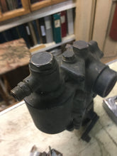 Charger l'image dans la galerie, 10's 20's Stromberg model SV33 carburetor brass Shipping include