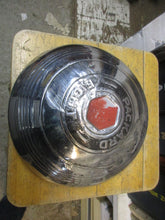 Charger l'image dans la galerie, Packard 30's 40's 50's hupcap 35$ EACH/ FOR ONE HUBCAP AT YOUR CHOICE Shipping include