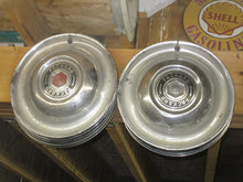 Charger l'image dans la galerie, Packard 30's 40's 50's hupcap 35$ EACH/ FOR ONE HUBCAP AT YOUR CHOICE Shipping include