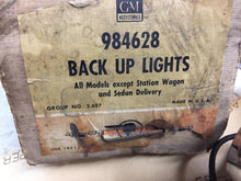 Charger l'image dans la galerie, Pontiac NOS GM RARE ACCESSORY Backup lamp kit 984628 Chevrolet 48 49 50 51 52 SHIPPING INCLUDE