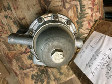 Charger l'image dans la galerie, nos AC 590 fuel pump 1939 1940 1941 1942 1946 1947 1948 1949 1950 Chrysler 8 cyl 125$ SHIPPING INCLUDE