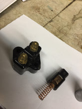 Charger l'image dans la galerie, Packard Buick vacuum starter switch - inside parts (Carter Carburetor ) 40's 50's 125$ SHIPPING INCLUDE