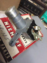 Charger l'image dans la galerie, DR-135 NORS dimmer switch Repl. U-802 1997008,9 Buick Cadillac Chevrolet Corvette Oldsmobile Packard Pontiac Studebaker 1940 41 42 46 47 48 49 50 51 52 53 54 55 56 57 58 38$ shipping include