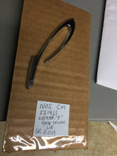 Charger l'image dans la galerie, GM NOS letter "P" GR 8.039 521413 hood or trunk lid 1956 PONTIAC namecrect 75$ Include shipping