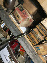 Charger l'image dans la galerie, 1917 Dodge 1910's 1920 engine crank starting handle 100$ SHIPPING INCLUDE