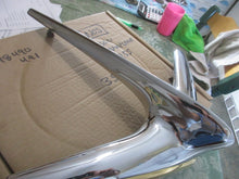 Load image into Gallery viewer, NOS Hudson Terraplane 1955 Hood ornament 55 SHIPPING INCLUDE (Copie)