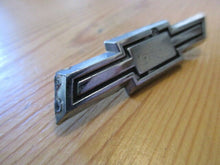 Charger l'image dans la galerie, Chevrolet emblem #4808255  55 56 57 58 59 60 61 62 63 64 65 66 67 68 69 70 71 72