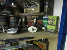 Charger l'image dans la galerie, GM Oldsmobile door switch dome 1951 49 50 51 52 53 54 Chev. Pontiac Buick