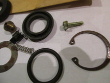 Charger l'image dans la galerie, C9TZ-2004-G Ford  Mercury TRUCK master cyl kit 67 68 69 70 71 72 73 74 75 76 77