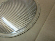 Charger l'image dans la galerie, Chevrolet 1930 used replacement head lamp light glass lens 30,