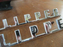 Charger l'image dans la galerie, - OEM Packard Clipper 1954 pair used namecrest emblem chrome 51 52 53 54 55 Shipping include