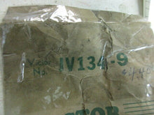 Charger l'image dans la galerie, Chrysler DeSoto Dodge Plymouth main bearing 48 49 50 51 52 53 54 55 56 57 58 59