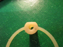 Charger l'image dans la galerie, Chevrolet 764761 horn button bushing 57 58 59 60 61 62 63 64 65 66 67 Pontiac ca