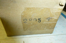 Charger l'image dans la galerie, 2805 NORS Dodge Hupmobile Nash Packard Plymouth Studebaker Fargo 37 38 39 40 voltage regulator 6v SHIPPING INCLUDE