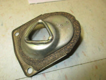 Charger l'image dans la galerie, OEM GM Oldsmobile TAIL LAMP inside bulb socket 1951 1952 49 50 51 52