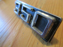 Charger l'image dans la galerie, Chevrolet 350 emblem #3984095 70 71 72 73 74 75 Camaro 60's 70's