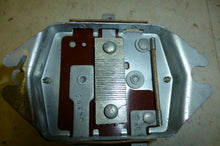 Charger l'image dans la galerie, 2805 NORS Dodge Hupmobile Nash Packard Plymouth Studebaker Fargo 37 38 39 40 voltage regulator 6v SHIPPING INCLUDE
