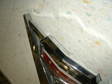 Charger l'image dans la galerie, CDBAE-8216-A Ford Lincoln Mercury crest 58 59 60 61 62 63 64 65 66 67 68 69 70