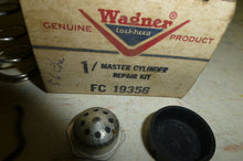 Charger l'image dans la galerie, Chevrolet Pontiac 1955 1956 1957 1958 Master cylinder repair kit 1''  FC 19356