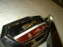 Charger l'image dans la galerie, CDBAE-8216-A Ford Lincoln Mercury crest 58 59 60 61 62 63 64 65 66 67 68 69 70