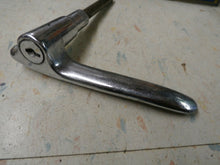 Charger l'image dans la galerie, exterior locking handle 28 29 30 31 32 33 34 35 Nash Kaiser Studebaker GM Mopar Shipping include