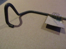 Charger l'image dans la galerie, C7AZ-2B245-B master cyl clip Mercury Ford Mustang Lincoln 65 68 69 70 73 74 75