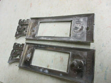 Charger l'image dans la galerie, GM Chevrolet emblem 327 59 60 61 62 63 64 65 66 67 68 69 70 71 72 73 74 75 76 77