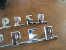 Charger l'image dans la galerie, - OEM Packard Clipper 1954 pair used namecrest emblem chrome 51 52 53 54 55 Shipping include