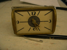 Charger l'image dans la galerie, FOMOCO Lincoln 1940 clock vintage 38 39 41 42 shipping include