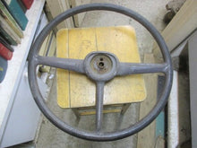 Charger l'image dans la galerie, 1947 48 49 50 51 52 53 Chevrolet pickup truck   sterring wheel SHIPPING INCLUDE (Copie)
