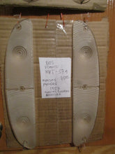 Charger l'image dans la galerie, NOS Fomoco Parking lens set MPT-57a  Mercury 1957 Turnpike Montclair.  Shipping include
